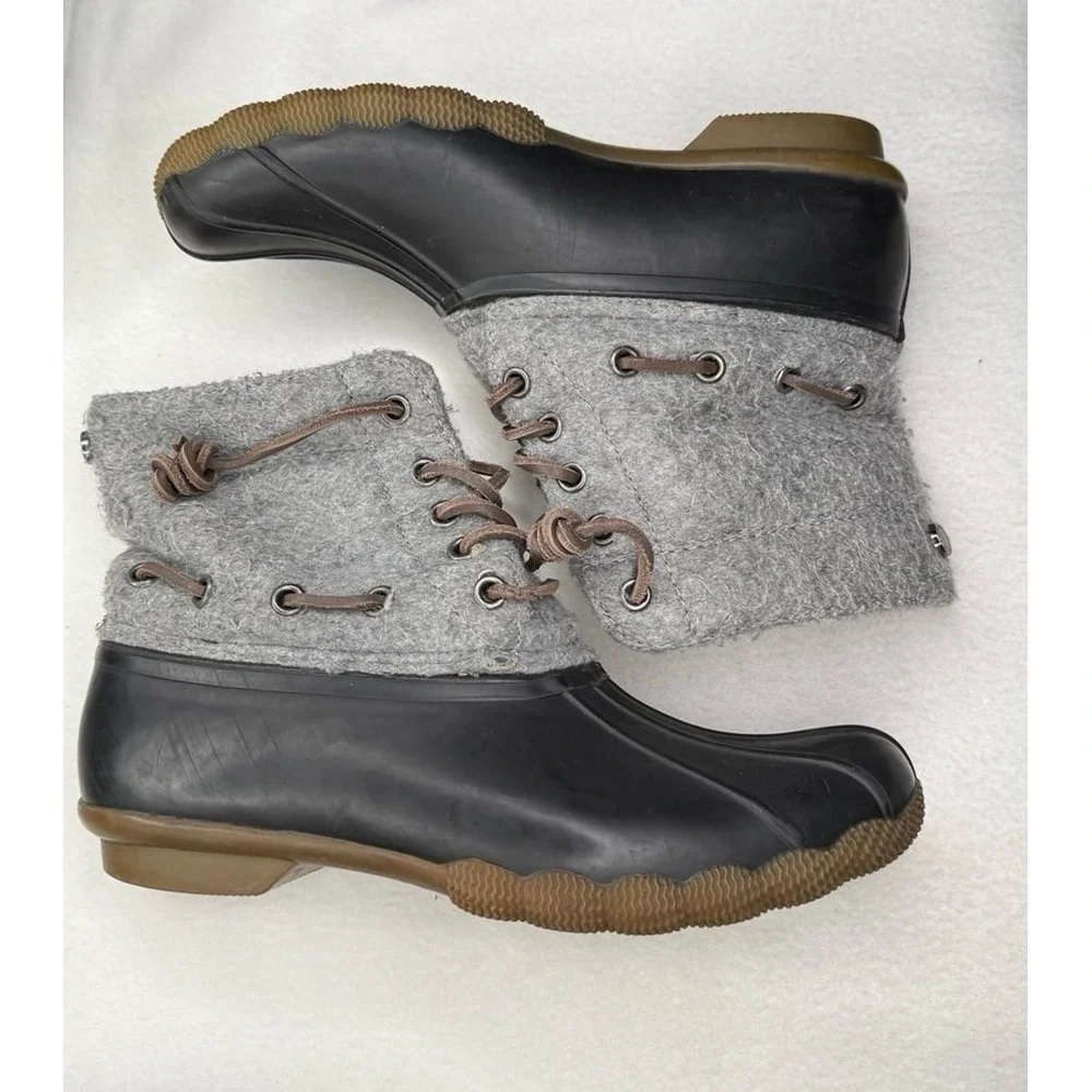 Steve Madden Gray Felt Duck Boots Waterproof Lace Up Winter Rain Boots Women's 7